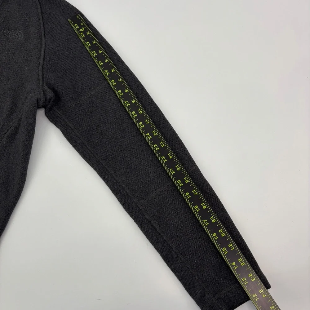 The North Face Gray 1/4 Zip Pull Over Sweatshirt Fleece Men Small